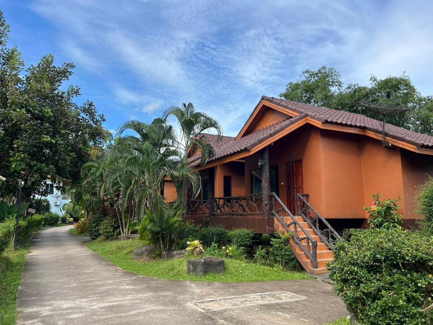Khaosok Rainforest Resort Khao Sok National Park Dış mekan fotoğraf